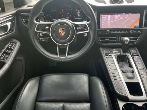 Used 2020 Porsche Macan AWD/4WD image 12