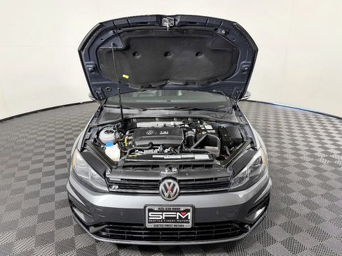 Used 2018 Volkswagen Golf 4-Door AWD/4WD image 19