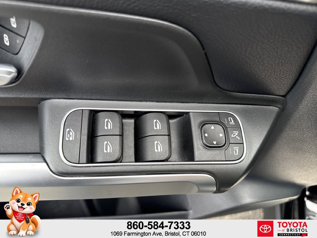 Used 2022 Mercedes-Benz GLB 250 image 13