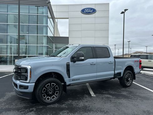 Certified 2025 Ford F350 Platinum image 1