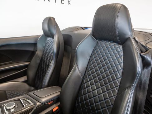 Used 2018 Audi R8 V10 plus AWD/4WD image 35