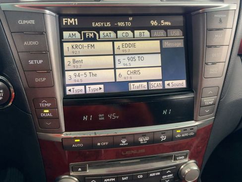 Used 2011 Lexus LS 460 image 20