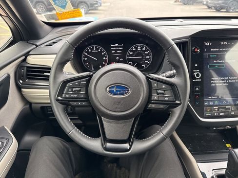Used 2025 Subaru Forester Premium image 9