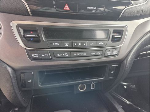 Used 2020 Honda Pilot Black Edition image 19