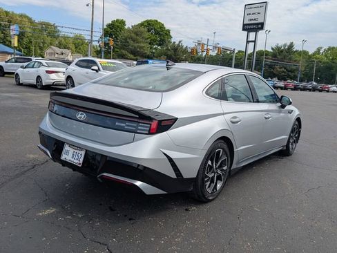 Used 2025 Hyundai Sonata SEL FWD image 7