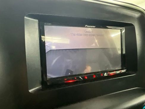 Used 2017 Chevrolet Silverado 2500 W/T w/ WT Convenience Package image 5