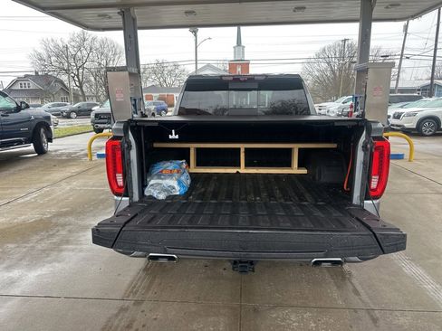 Used 2024 GMC Sierra 1500 Denali w/ Denali Reserve Package image 13