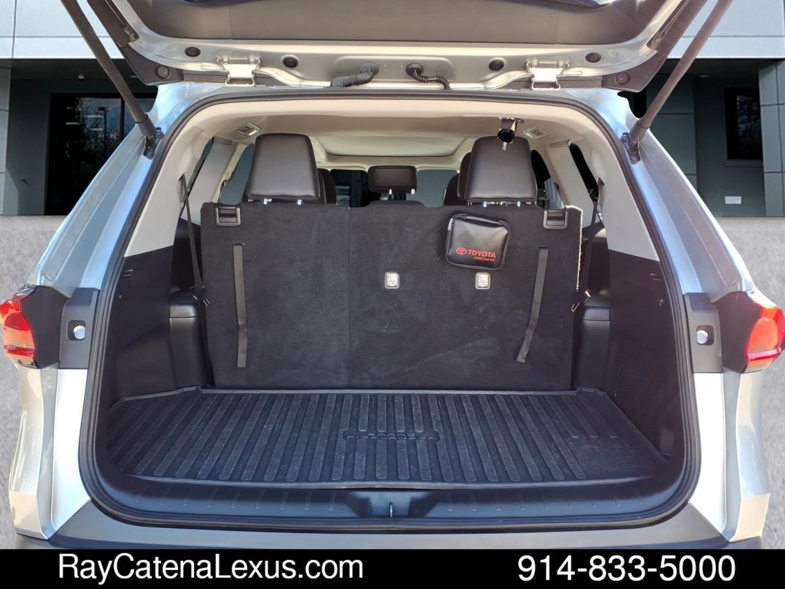 Used 2024 Toyota Grand Highlander AWD image 18