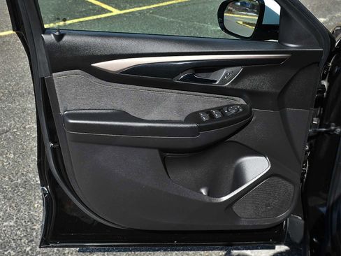 Used 2024 Chevrolet TrailBlazer ACTIV w/ Driver Confidence Package image 23