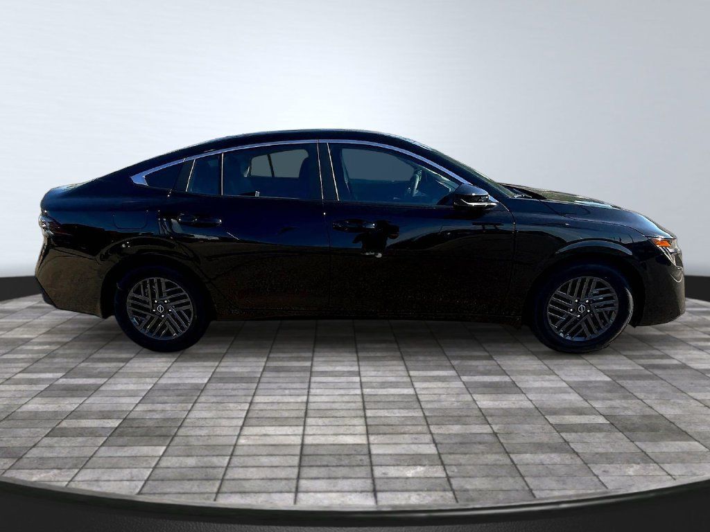 Used 2026 Nissan Sentra SV w/ SV Convenience Package FWD image 16