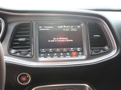 Used 2019 Dodge Challenger SRT Hellcat RWD image 16