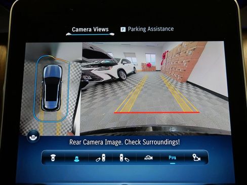 Used 2023 Mercedes-Benz GLC 300 4MATIC image 20