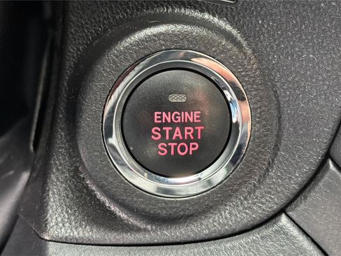 Used 2023 Subaru Outback Limited image 37