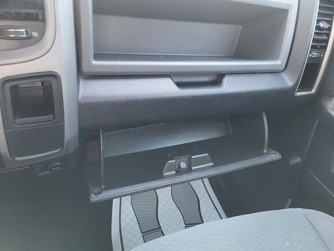 Used 2016 RAM 1500 Express AWD/4WD image 22