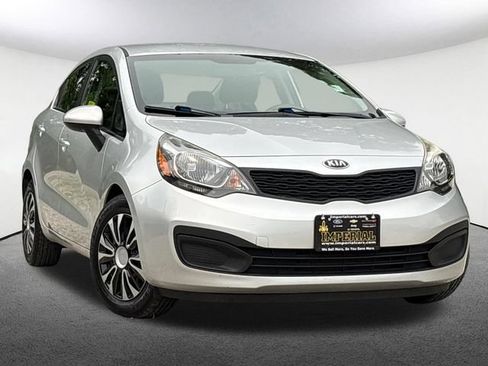 Used 2014 Kia Rio LX w/ Power Package FWD image 2