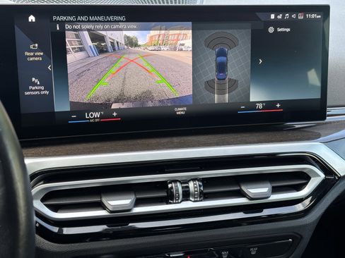 Used 2023 BMW i4 eDrive35 w/ Premium Package RWD image 30