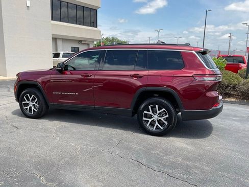 Used 2024 Jeep Grand Cherokee L Limited AWD/4WD image 5