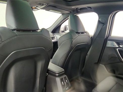 Used 2025 BMW X2 xDrive28i image 30