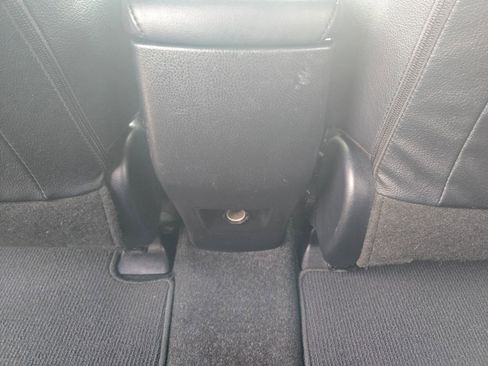 Used 2017 Toyota RAV4 SE image 12