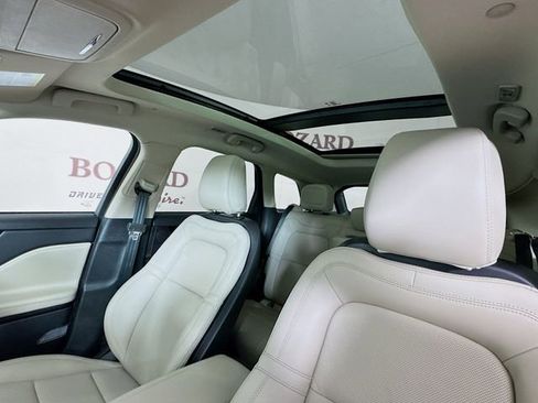 New 2026 Lincoln Corsair Grand Touring AWD/4WD image 24