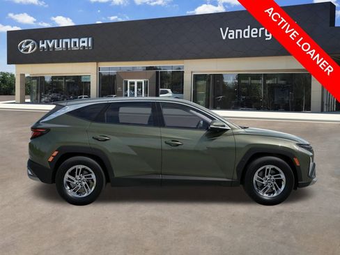 New 2026 Hyundai Tucson SE image 8