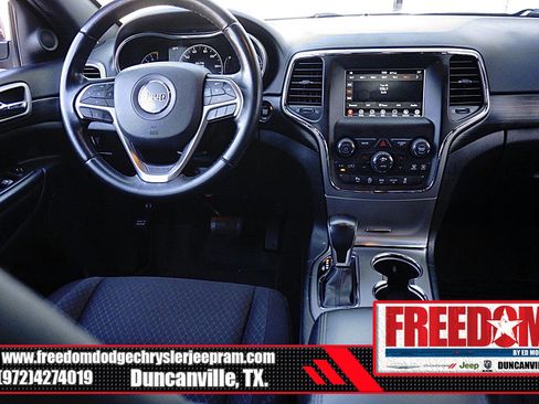 Certified 2021 Jeep Grand Cherokee Laredo image 17