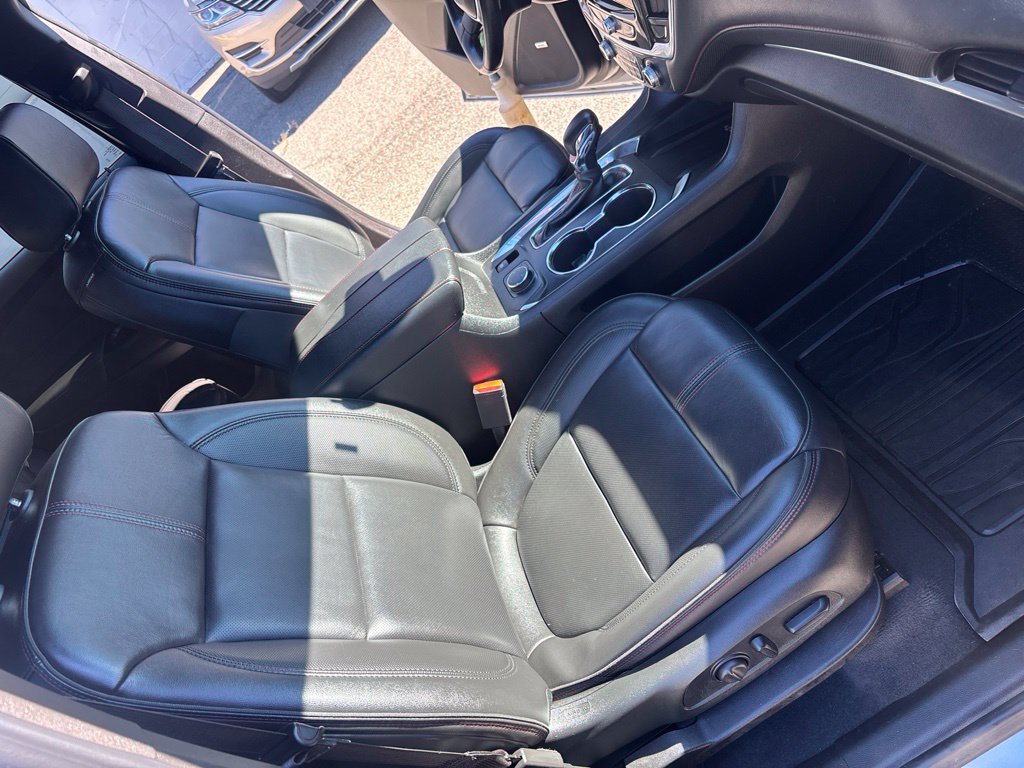 Used 2023 Chevrolet Traverse RS w/ LPO, Floor Liner Package AWD/4WD image 33