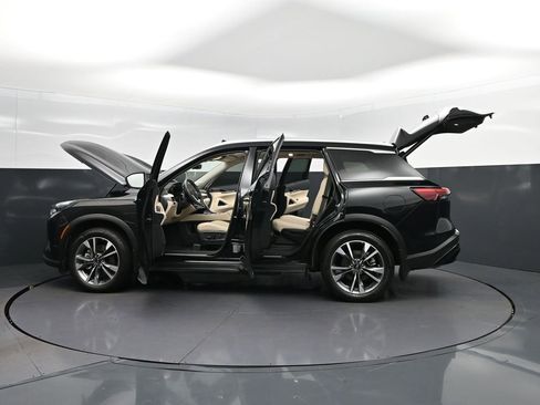 Certified 2023 INFINITI QX60 Luxe w/ Vision Package image 48