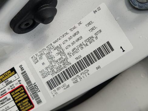 Used 2022 Toyota Tundra Platinum w/ Advanced Package AWD/4WD image 33