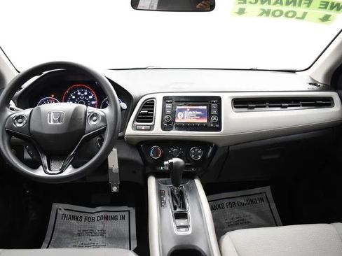 Used 2021 Honda HR-V LX image 19