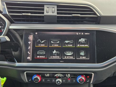 Used 2025 Audi Q3 2.0T Premium AWD/4WD image 18