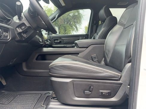 Used 2026 RAM 2500 Limited AWD/4WD image 9