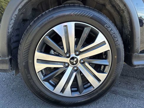 Used 2025 Mitsubishi Outlander Sport ES AWD/4WD image 18