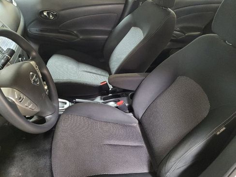 Used 2019 Nissan Versa SV FWD image 17