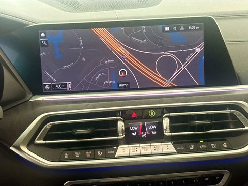 Used 2020 BMW X7 M50i image 15