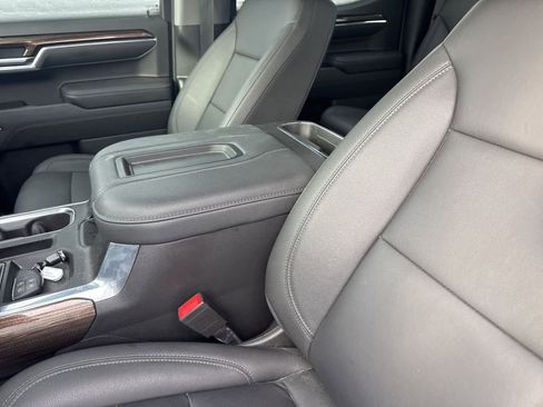 Used 2022 Chevrolet Silverado 1500 LT Trail Boss w/ LT Trail Boss Premium Package image 25