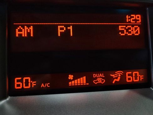 Used 2014 Nissan Murano S AWD/4WD image 25