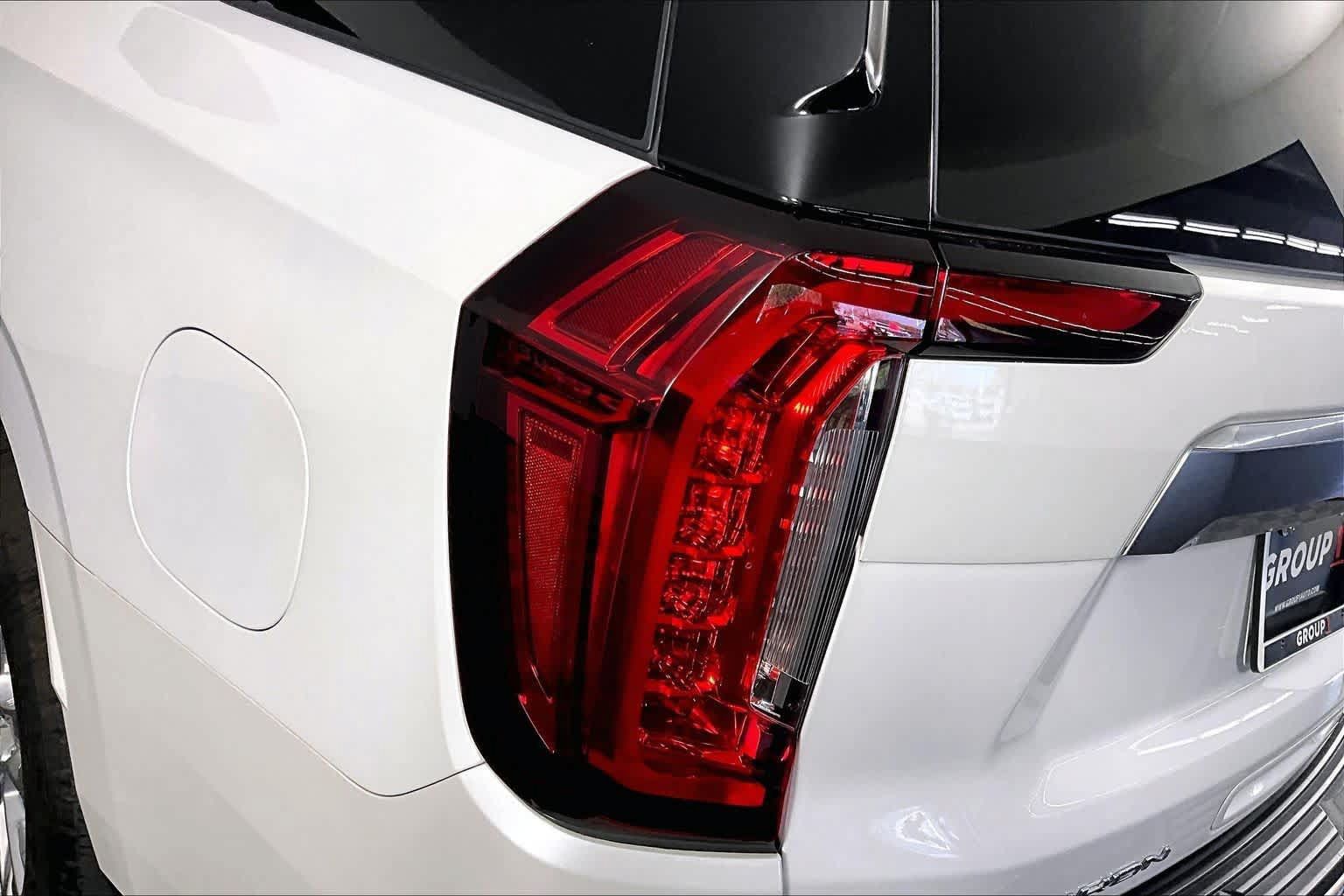 Used 2023 GMC Yukon Denali w/ Max Trailering Package AWD/4WD image 27