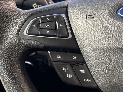 Used 2018 Ford Focus SEL image 19