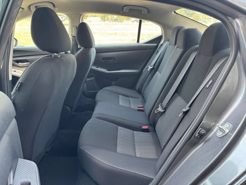 Used 2025 Nissan Sentra SV FWD image 19