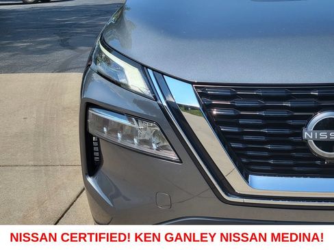 Certified 2023 Nissan Rogue SV AWD/4WD image 9