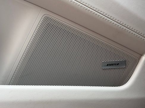 Used 2024 Porsche 911 Targa 4S w/ Premium Package image 18