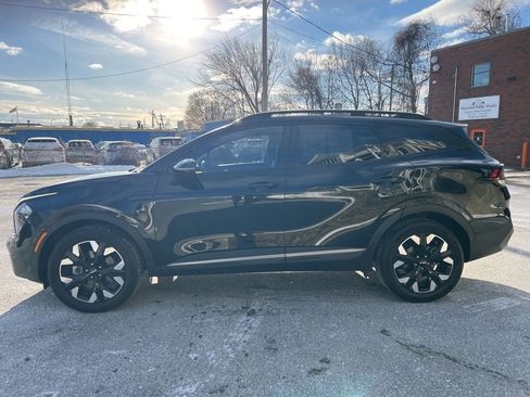 Certified 2023 Kia Sportage X-Line w/ X-Line Premium Package image 2