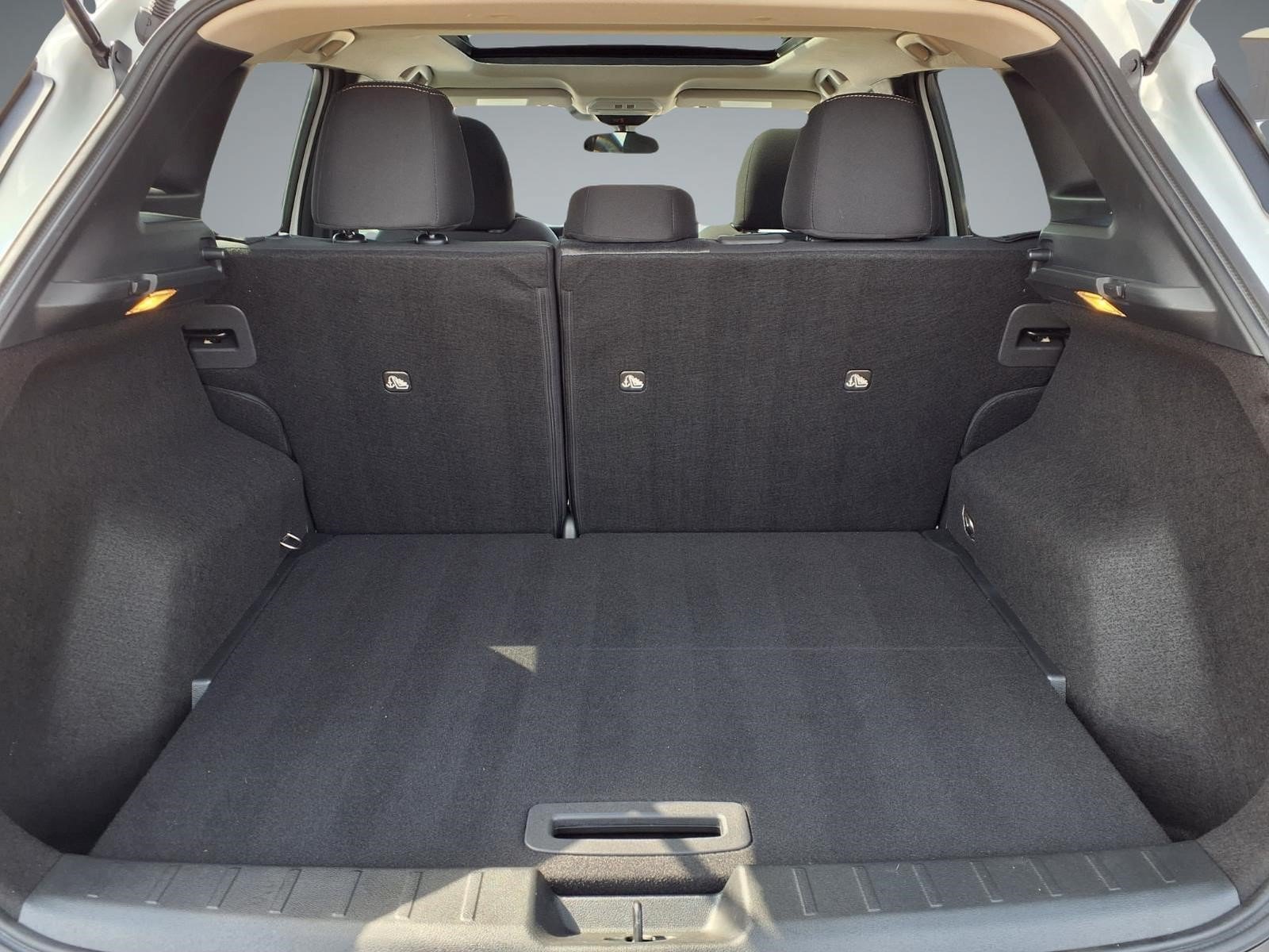 Certified 2026 Nissan Kicks SV w/ SV Premium Package FWD image 12
