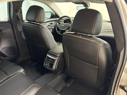 Used 2019 Chevrolet Impala Premier FWD image 31