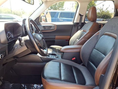 Used 2024 Ford Bronco Sport Outer Banks w/ Tech Package AWD/4WD image 18