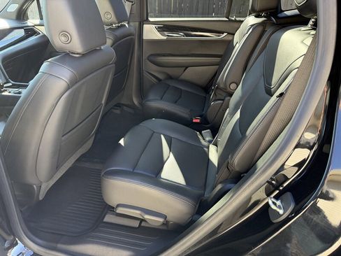 Used 2020 Cadillac XT6 Premium Luxury image 22