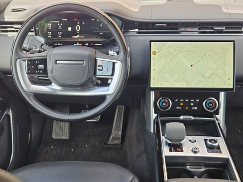 Used 2023 Land Rover Range Rover Long Wheelbase SE AWD/4WD image 23