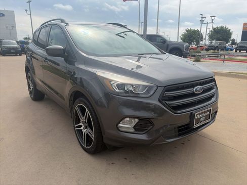 Certified 2019 Ford Escape SEL FWD image 7