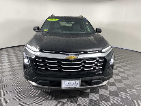 Used 2025 Chevrolet Equinox LT w/ Convenience Package II AWD/4WD image 3
